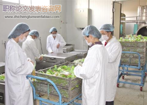 新疆农产品加工企业与农户利益联结模式的研究