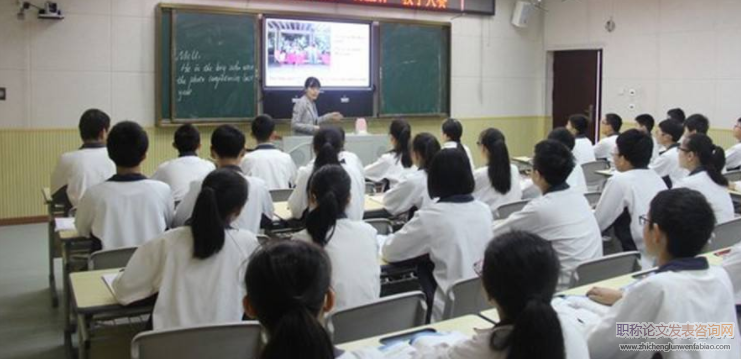 基于英语学科特点的德育路径探寻